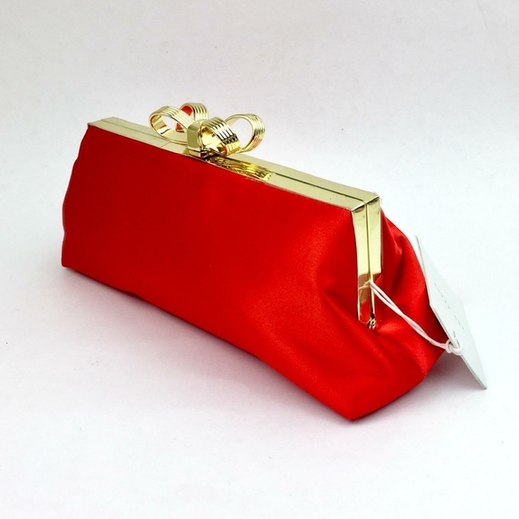 TED BAKER LONDON Small Coletta Bow Satin Clutch - Picture 4 of 14
